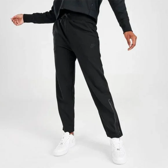 Nike Sportswear Tech Fleece Pants - Picture 3 of 10